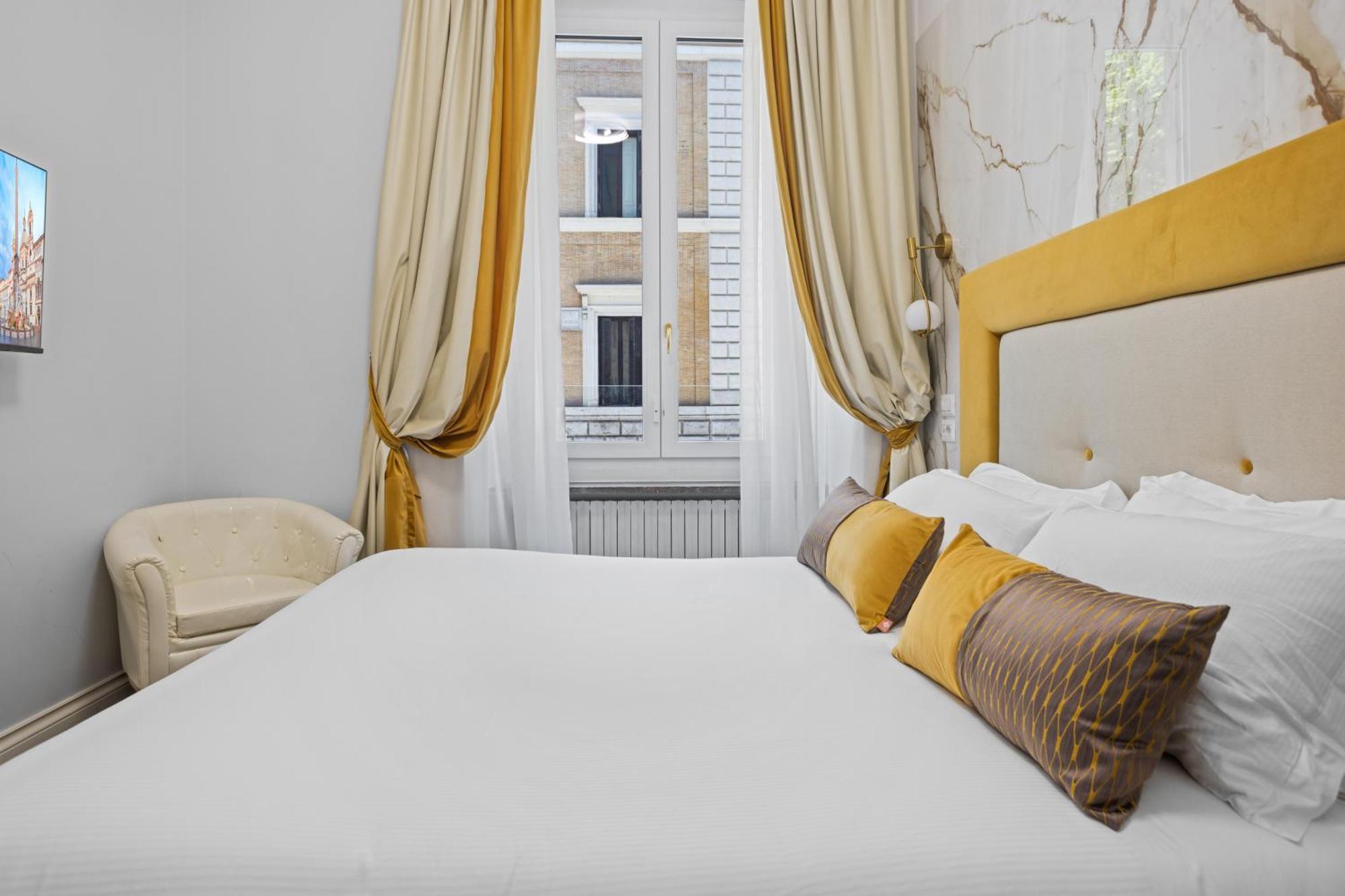 Отель Gh Navona Рим Экстерьер фото